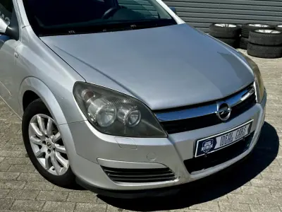Opel Astra Caravan 2005 - 2950 EUR, 352000 km - 352000km - foto 3 de 15