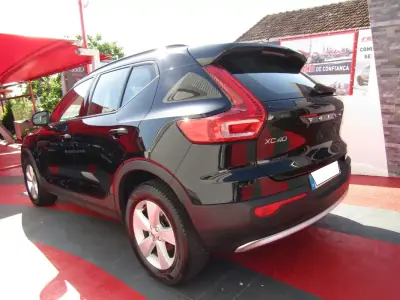 Volvo XC 40 2022 - 24699 EUR, 130656 km - 130656km - foto 6 de 32