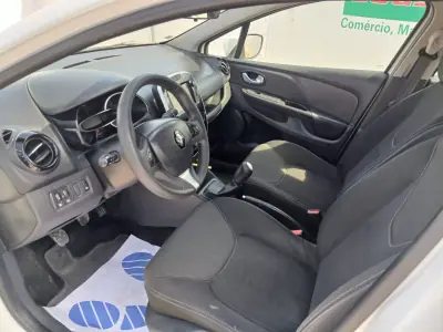 Renault Clio 2015 - 7750 EUR, 171706 km - 171706km - foto 16 de 26