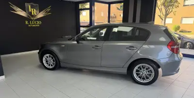 BMW 118 2010 - 9500 EUR, 241971 km - AUTO.MOTO.pt - 241971km - foto 12 de 28