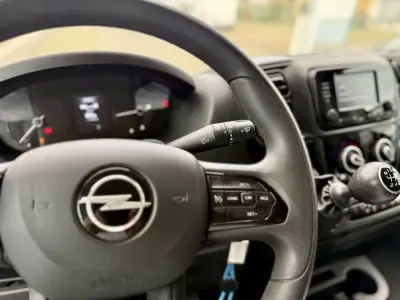 Opel 2024 - 31450 EUR, 59000 km - AUTO.MOTO.pt - 59000km - foto 14 de 20