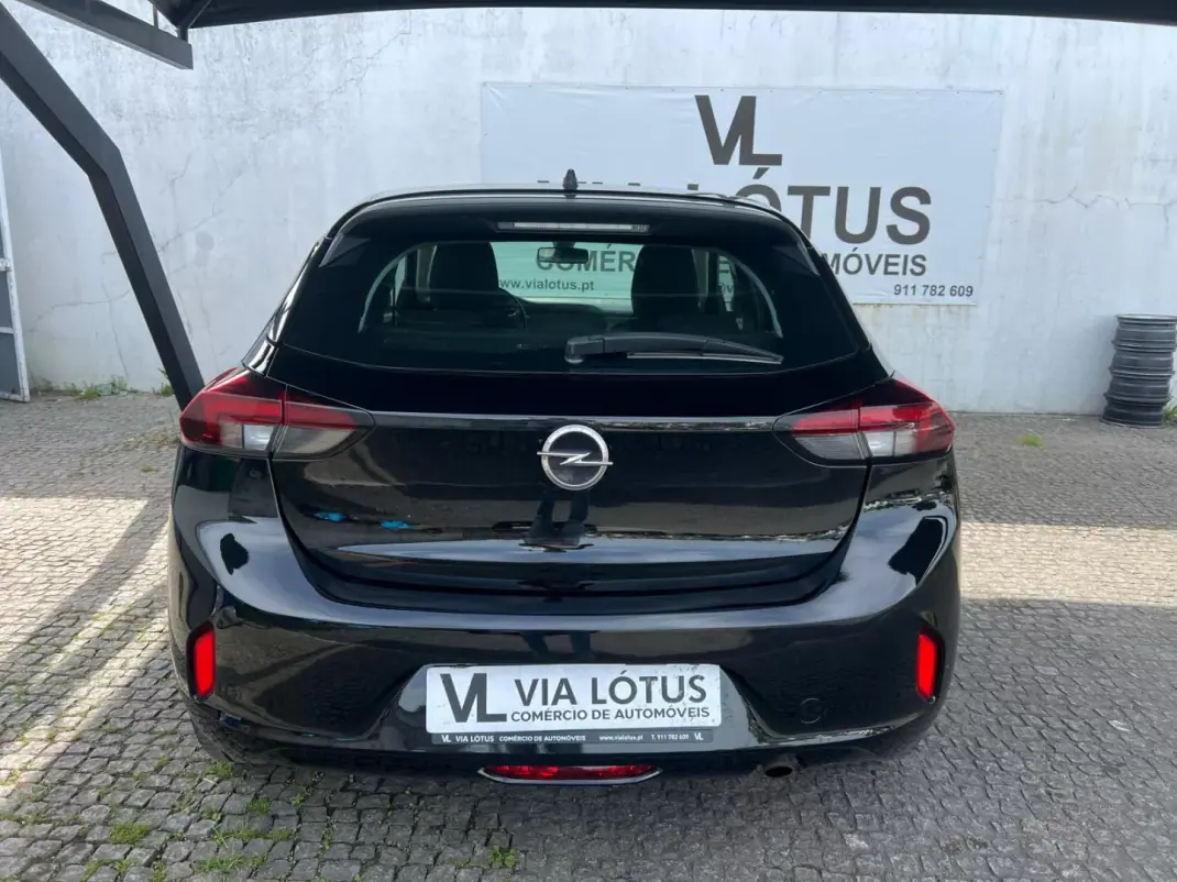 Opel Corsa 2021 - 12750 EUR, 103000 km - AUTO.MOTO.pt - 103000km - foto 4 de 13