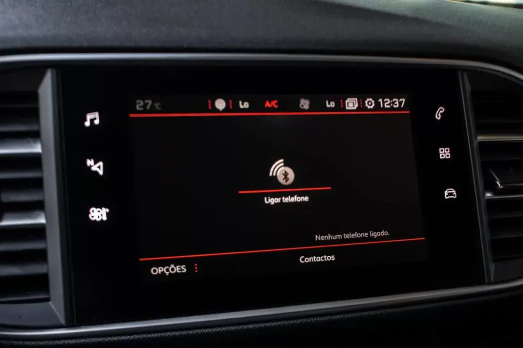 Peugeot 308 2019 - 9450 EUR, 239865 km - 239865km - foto 30 de 33