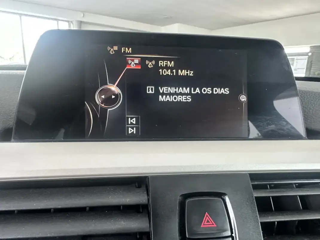 BMW 318 2016 - 17890 EUR, 141000 km - 141000km - foto 20 de 30