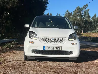 Smart ForTwo 2015 - 9990 EUR, 56330 km - 56330km - foto 13 de 32