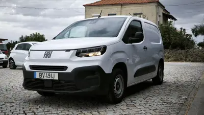 Fiat Doblo 2025 - 17950 EUR, 87201 km - foto 2 de 14