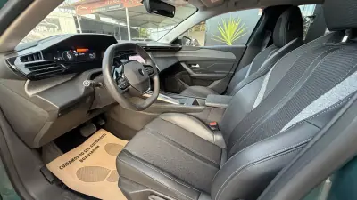 Peugeot 308 SW 2023 - 22990 EUR, 145000 km - AUTO.MOTO.pt - 145000km - foto 18 de 24