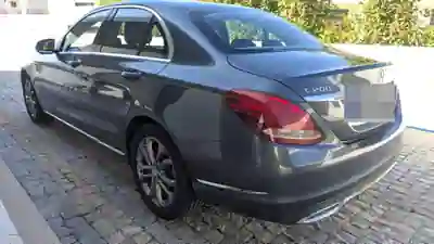 Mercedes-Benz C 200 2015 — foto 4 de 11