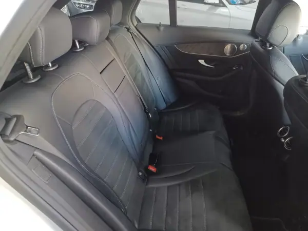 Mercedes-Benz C 300 2021 - 30690 EUR, 149137 km - AUTO.MOTO.pt - 149137km - foto 31 de 41