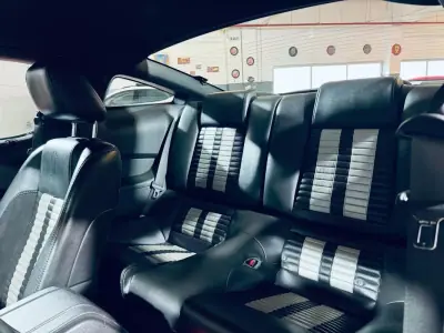 Shelby GT500 2010 - 89990 EUR, 76489 km - AUTO.MOTO.pt - 76489km - foto 33 de 47