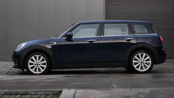MINI Clubman 2019 - 14800 EUR, 267000 km - AUTO.MOTO.pt - 267000km - foto 3 de 23