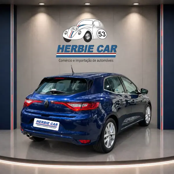 Renault Mégane 1.5 dCi Bose Edition 2016 Diesel — 84 400 km Renault Mégane 1.5 dCi Bose Edition 2016 Diesel