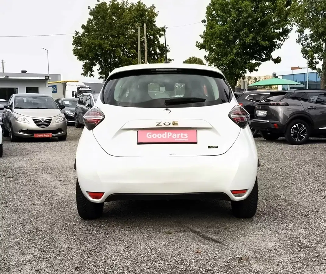 Renault Zoe 2023 - 19490 EUR, 56678 km - 56678km - foto 7 de 28
