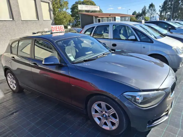 BMW 116 2014 - 13900 EUR, 205123 km - AUTO.MOTO.pt - 205123km - foto 6 de 11