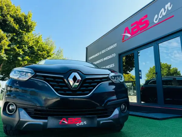 Renault Kadjar 2016 - 18000 EUR, 105000 km - AUTO.MOTO.pt - 105000km - foto 5 de 32