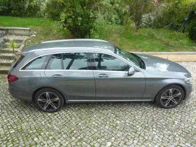 Mercedes-Benz C 300 2020 - 28900 EUR, 90842 km - AUTO.MOTO.pt - 90842km - foto 4 de 27