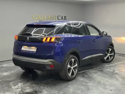 Peugeot 3008 2020 - 20100 EUR, 142000 km - AUTO.MOTO.pt - 142000km - foto 5 de 42