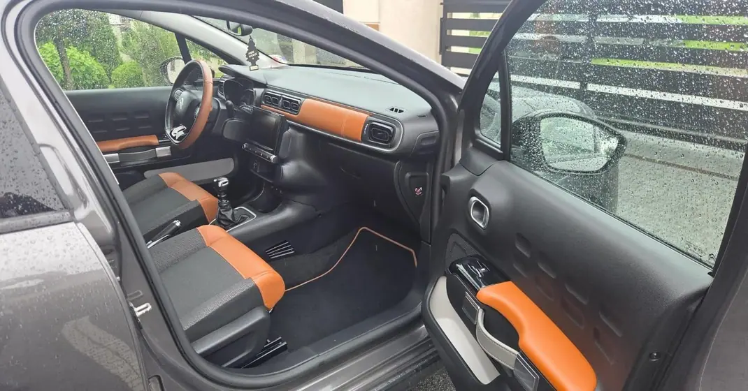 Citroën C3 2018 - 9500 EUR, 140000 km - 140000km - foto 7 de 10