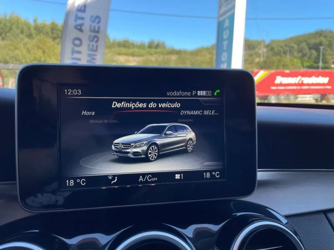 Mercedes-Benz C 220 2015 - 25999 EUR, 151000 km - AUTO.MOTO.pt - 151000km - foto 32 de 56