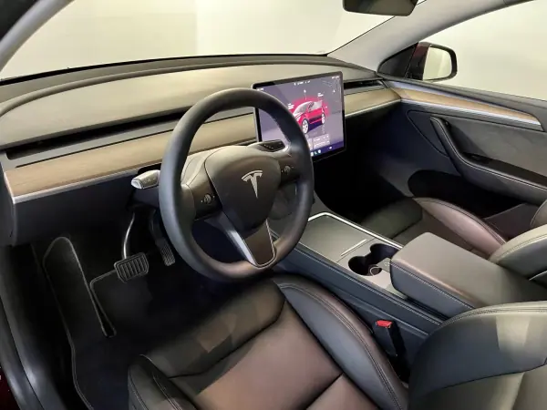 Tesla Model Y Long Range Tração Integral 2023 Elétrico