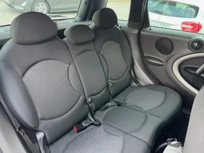 MINI Countryman 2011 - 9999 EUR, 208121 km - AUTO.MOTO.pt - 208121km - foto 14 de 21