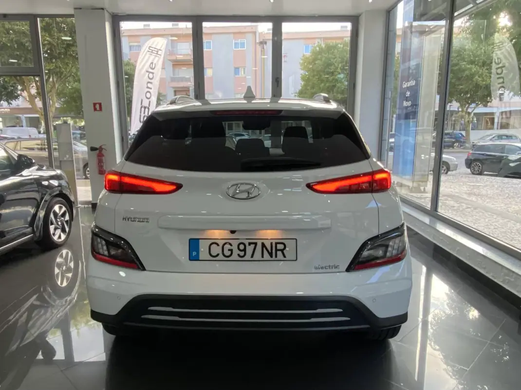 Hyundai Kauai 2023 - 23500 EUR, 41168 km - 41168km - foto 16 de 18