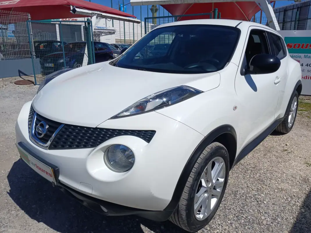 Nissan Juke 2013 - 9900 EUR, 175575 km - AUTO.MOTO.pt - 175575km - foto 2 de 27