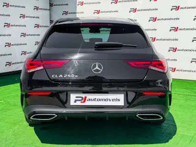 Mercedes-Benz CLA 250 2021 - 27990 EUR, 93979 km - AUTO.MOTO.pt - 93979km - foto 8 de 25