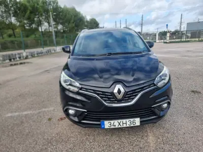 Renault Grand Scénic 2019 - 10900 EUR, 265000 km - AUTO.MOTO.pt - 265000km - foto 2 de 13
