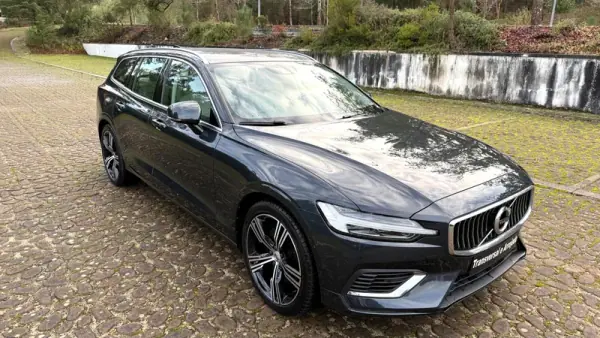 Volvo V60 2020 - 26500 EUR, 129000 km - AUTO.MOTO.pt - 129000km - foto 25 de 25