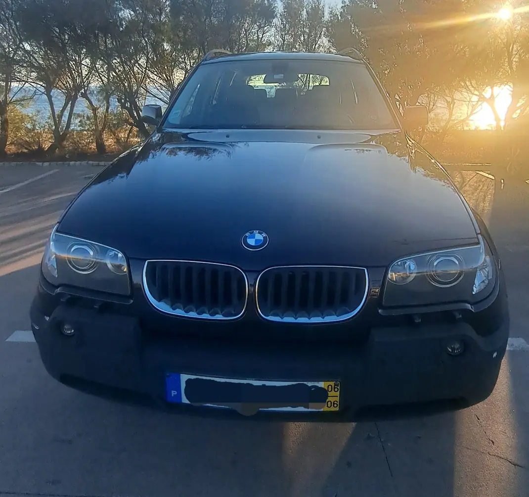 BMW X3 2006 - 8500 EUR, 240000 km - foto 1 de 13