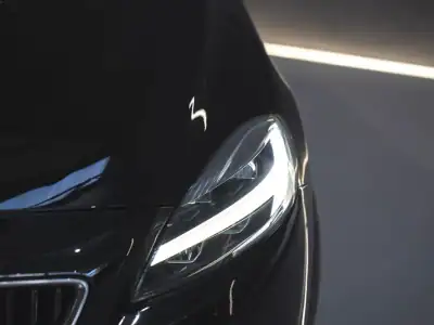 Volvo V40 2019 - 15990 EUR, 101000 km - AUTO.MOTO.pt - 101000km - foto 10 de 21