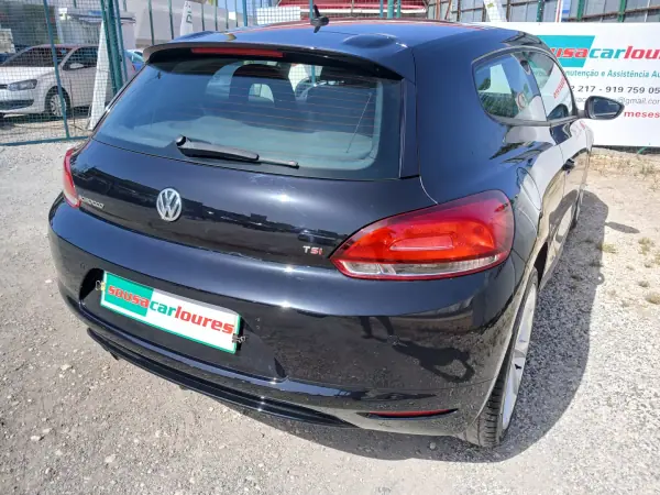 Volkswagen Scirocco 2009 - 8300 EUR, 188362 km - AUTO.MOTO.pt - 188362km - foto 10 de 26