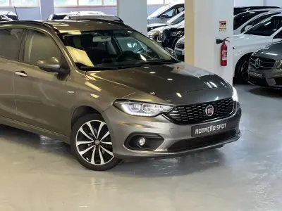 Fiat Tipo Station Wagon 2017 - 9490 EUR, 120000 km - AUTO.MOTO.pt - 120000km - foto 25 de 30
