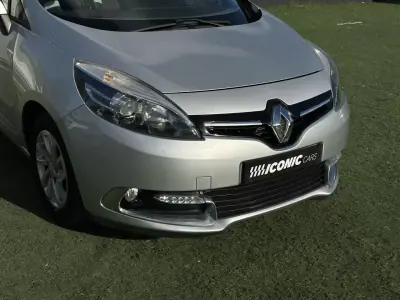 Renault Grand Scénic 2015 - 7990 EUR, 242000 km - AUTO.MOTO.pt - 242000km - foto 3 de 42
