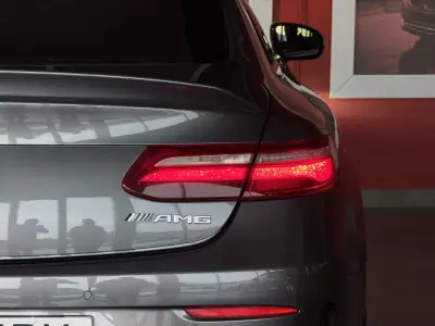 Mercedes-Benz E 220 2018 - 39990 EUR, 103456 km - AUTO.MOTO.pt - 103456km - foto 10 de 24