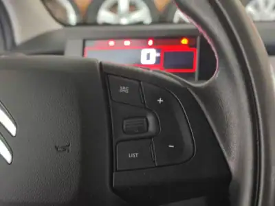 Citroën C4 Cactus 2015 - 14800 EUR, 158000 km - AUTO.MOTO.pt - 158000km - foto 11 de 19