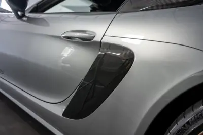 Porsche 718 Cayman 2022 - 220000 EUR, 9950 km - AUTO.MOTO.pt - 9950km - foto 12 de 42