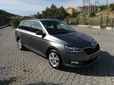 Skoda Fabia Break 2022 - 15700 EUR, 43596 km - AUTO.MOTO.pt - 43596km - foto 23 de 28