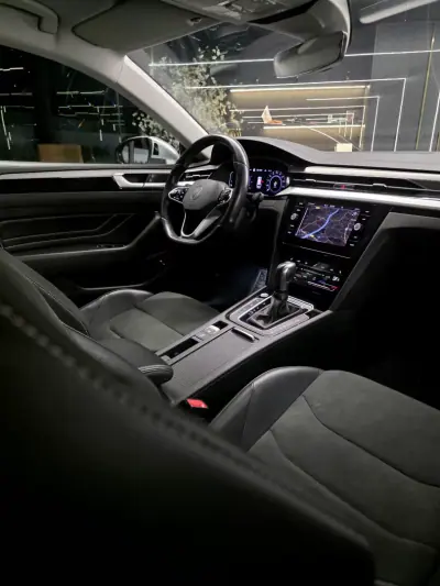 Volkswagen Arteon Shooting Brake 2023 - 26750 EUR, 127000 km - foto 5 de 30
