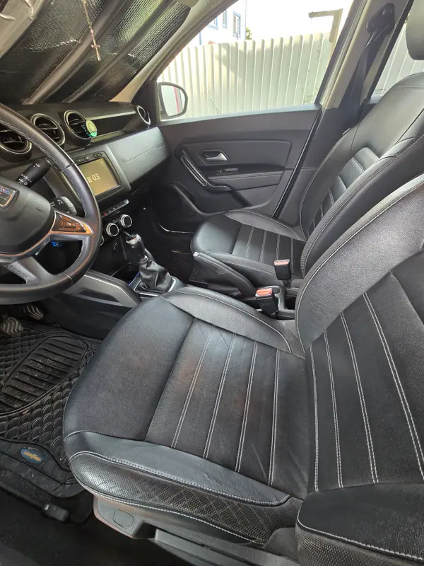 Dacia Duster 2019 - 11000 EUR, 141000 km - AUTO.MOTO.pt - 141000km - foto 4 de 5