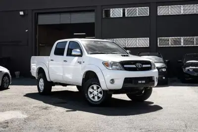 Toyota Hilux 2008 - 311707km