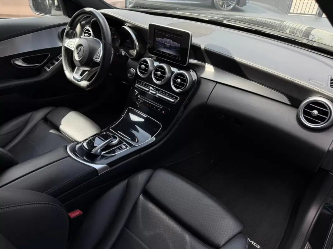 Mercedes-Benz C 200 2015 - 20900 EUR, 163000 km - AUTO.MOTO.pt - 163000km - foto 13 de 13