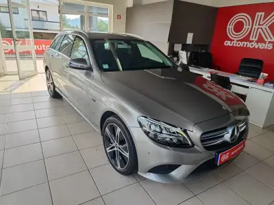 Mercedes-Benz C 300 2020 - 25750 EUR, 107000 km - AUTO.MOTO.pt - 107000km - foto 2 de 42