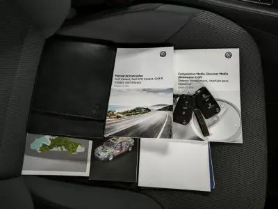 Volkswagen Golf Variant 2017 - 11500 EUR, 190200 km - AUTO.MOTO.pt - 190200km - foto 8 de 30