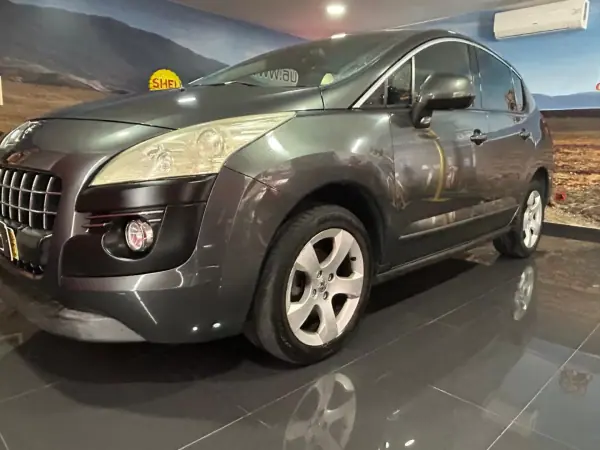 Peugeot 3008 2012 - 7500 EUR, 276404 km - 276404km - foto 3 de 19