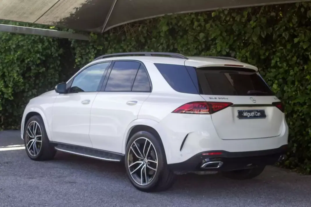 Mercedes-Benz GLE 300 2019 - 56900 EUR, 100700 km - AUTO.MOTO.pt - 100700km - foto 10 de 21