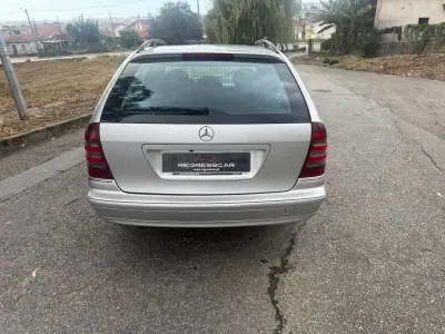 Mercedes-Benz C 200 2002 - 5900 EUR, 321000 km - foto 5 de 24