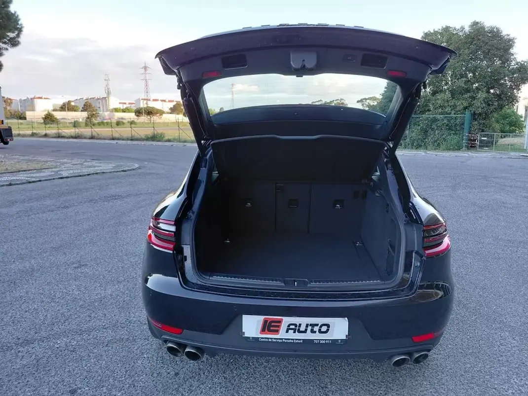 Porsche Macan 2014 - 39500 EUR, 168209 km - AUTO.MOTO.pt - 168209km - foto 9 de 37