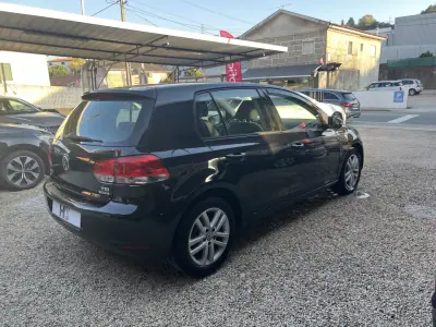 Volkswagen Golf 2010 — photo 5 of 15